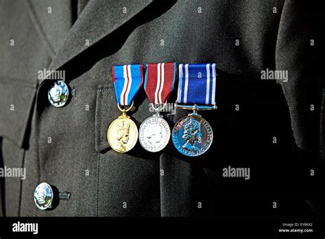 Militaria Military Long New Tunic Medal Police Lsgc Pin On Ribbon Bar