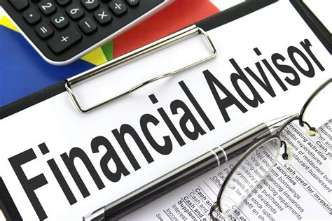 Alternative titles for this job include independent financial adviser. Financial Advisor