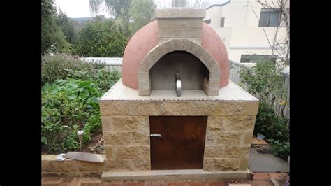 Construction Of A Pompeii Wood Fired Pizza Oven Youtube