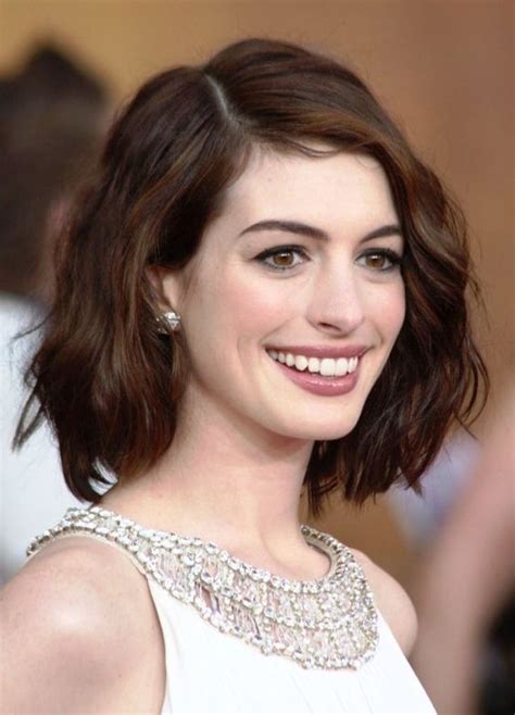20 Short Hairstyles For Oval Faces Feed Inspiration