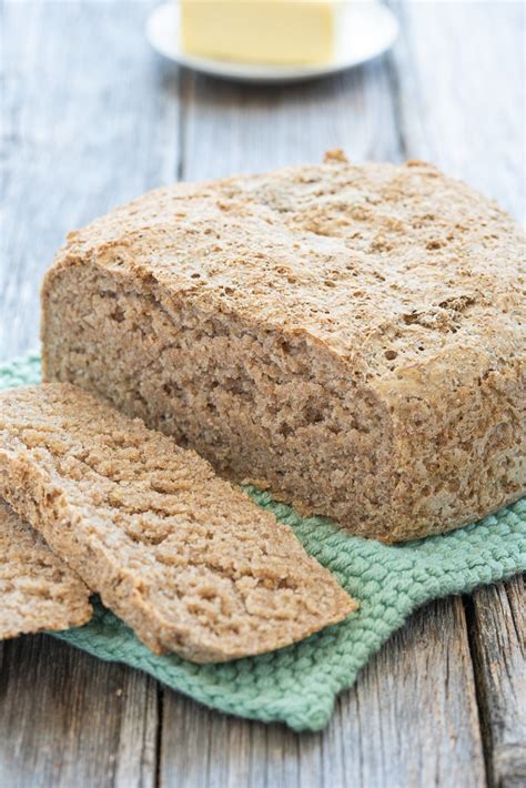 Dense, chewy, packed with nutrition and full of flavor, this whole grain german brown bread (vollkornbrot) is wonderful with your choice. Wholegrain Bread German Rye : Rye Bread Wikipedia : Don't ...
