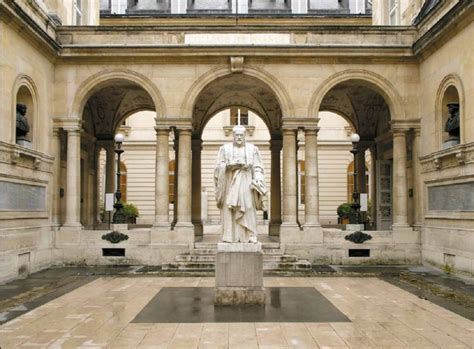 Le Collège de France met en ligne plus de 10 000 cours gratuits et 200