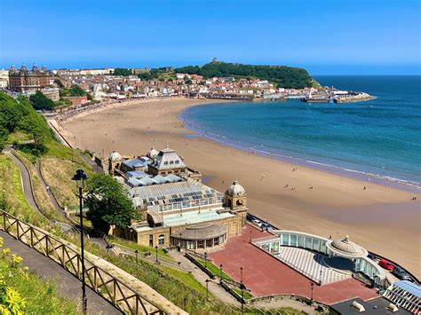 Scarborough Tourist Information Hotels Beaches And Things To Do