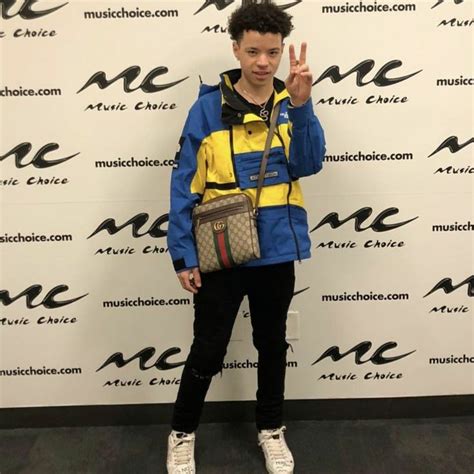Lil Mosey Outfit From April 27 2019 Whats On The Star Mosey