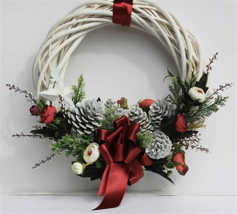 Coronita Craciun 35cm White And Red Christmas Minina Handmade