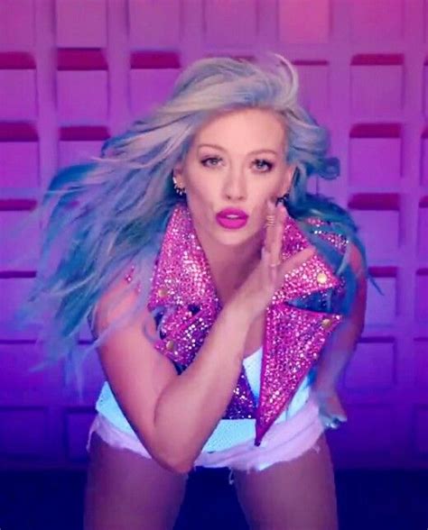 Sparks Love This Outfit In The Video Halloween Hilary Duff Hair