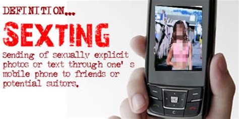 New Jersey Teens Can Now Be Sexting Each Other Legally