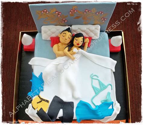 Take the broken pieces of your life, bake a master cake out of it. 3D Bed Cake (idea: golden girl on the bed, james bond ...