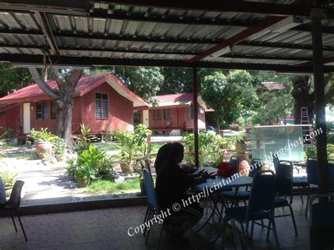 It even has dormitory for student groups and budget travellers. PULAU BESAR, MELAKA - D'Puteri Kurnia Resort | Bila ...