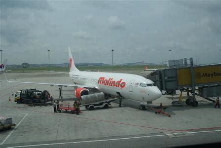The city is serviced by one airport, sultan ismail petra airport (kbr) and the average flight time from kuala lumpur to kota bharu is 1 hour and 4 minutes. KOTA BHARU AIRPORT: Malindo Air adds extra flights and new ...