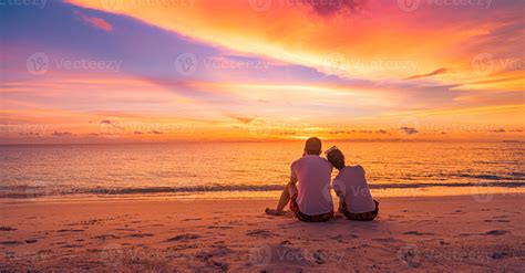 Love Couple Watching Sunset Together On Beach Travel Summer Holidays People Silhouette From