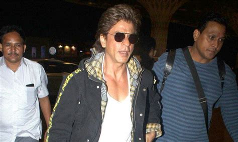 Shocked Shah Rukh Khan Decides To Take A Break To Recover