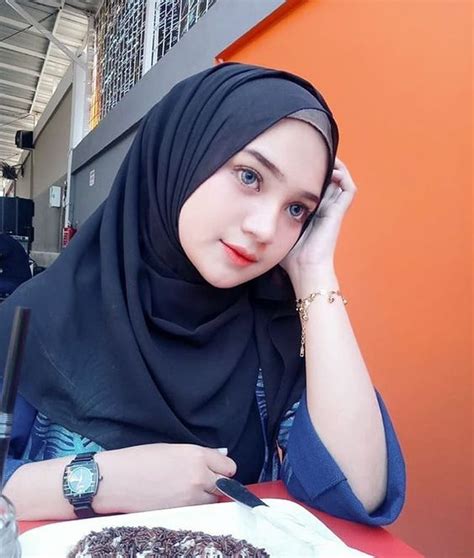 Cewek Muslimah Hijabers Cewek Berjilbab Cewek Cantik Gadis Gadis