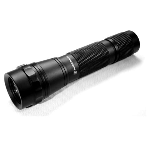 Smith And Wesson Delta Force Led Tactical Flashlight