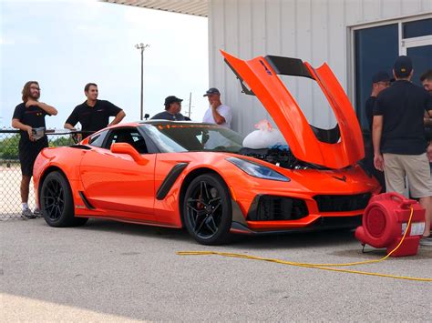 Hennesseys 1200 Hp Corvette Zr1 Destroys C8 Stingray Carbuzz