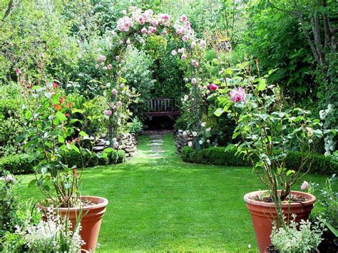 Pics For Beautiful Backyard Flower Gardens Yards Pinterest