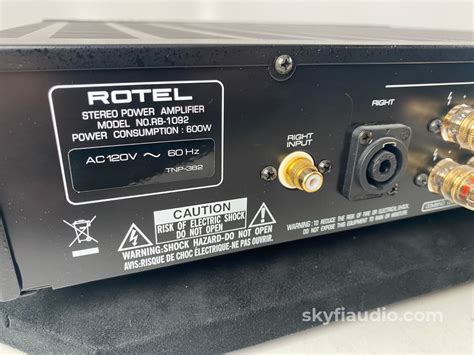 Rotel Rb 1092 Stereo Amplifier Fully Tested 500 Watts Rms 8 Ohms