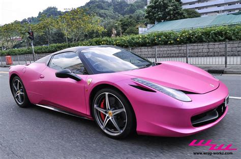 Чому Ferrari відмовляється фарбувати машини в рожевий колір? » «Морс ...
