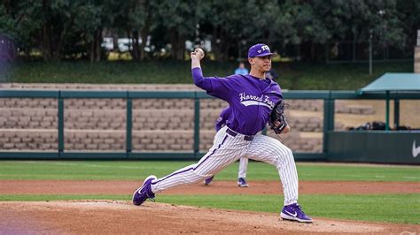The extra innings overnight experience includes: Baseball blow lead to UTA in extra innings | TCU 360