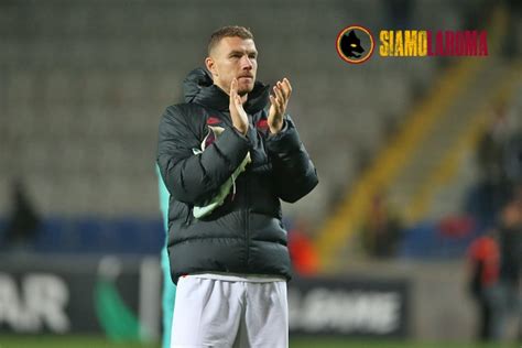 London (afp) for over a decade, hiring jose mourinho was a guarantee of instant success, but the new roma manager's decline has been so steep that he heads to italy facing a last chance to salvage. Mourinho vuole Dzeko a gennaio ma la Roma chiude subito le ...