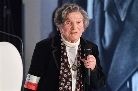 Przeglądaj w łatwy sposób tytuły autora. Wanda Traczyk-Stawska i Anna Przedpełska-Trzeciakowska w TVN24