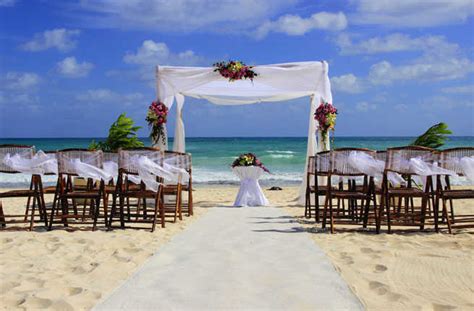 Here are our picks on the top 4 beach wedding destinations in thailand that you should definitely take a look. 10 Gorgeous Places for a Destination Wedding - Fodors ...