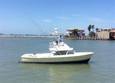 1963 Bertram 31 Sportfisher Power Boat For Sale