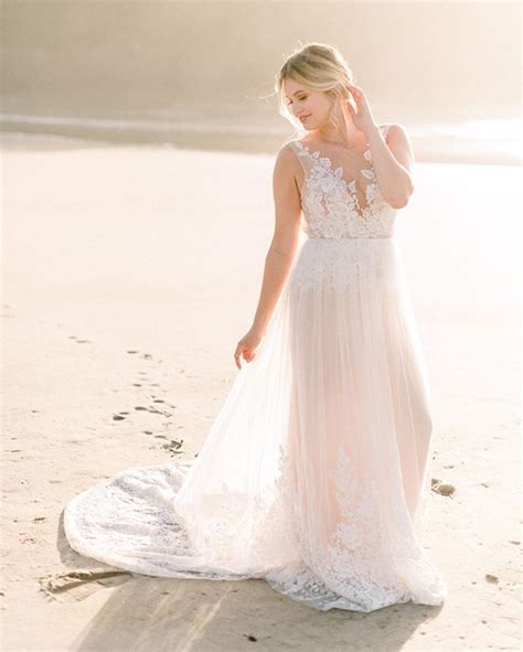 Https://favs.pics/wedding/beach Wedding Dress Inspo