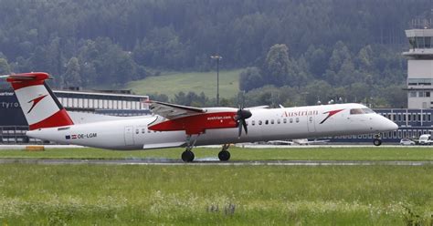 Die vergabe der impftermine orientiert sich an der zugehörigkeit zu der jeweils aufgerufenen prioritätengruppe. Maschine gelandet - Endlich wieder Betrieb am Flughafen Innsbruck | krone.at