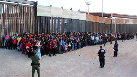 #migración | autoridades municipales y director general de migración, firmaron declaratoria del hoy hablamos nuevamente de #migración. Los números de la migración en la frontera de Estados ...