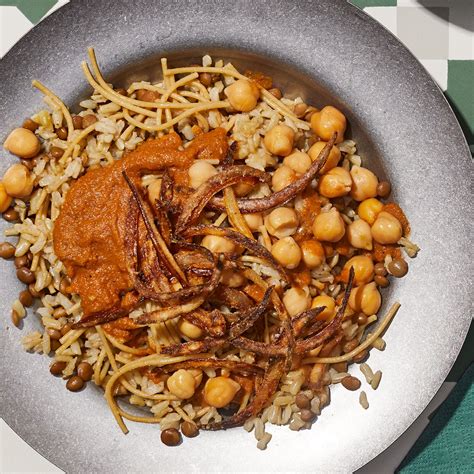 Egyptian Lentils Rice And Pasta Koshari Recipe Eatingwell