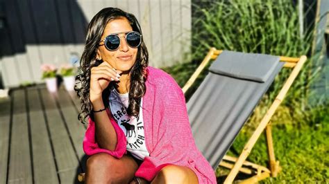 So verkündet eva benetatou ihre schwangerschaft. Knuffiger Nachwuchs: Bachelor-Girl Eva rettet Straßenhund ...