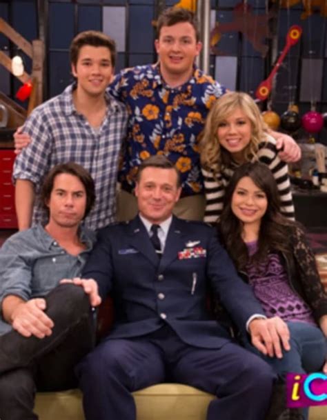 Последние твиты от icarly (@icarly). iCarly Revival Ordered: Which Original Stars Are Returning? - TV Fanatic