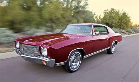 36 Classic American Luxury Cars From The 60s And 70s