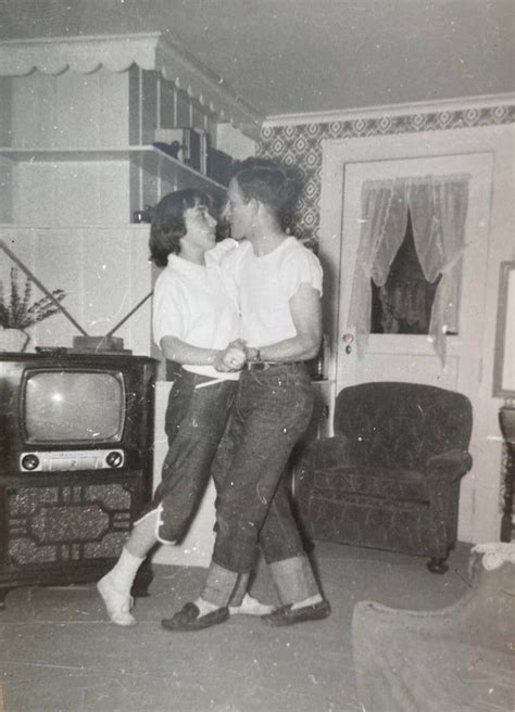 Vintage Couples Old Couples Cute Couples Couple Slow Dancing Aesthetic Couple Dancing