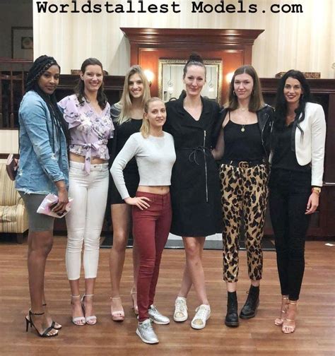 world tallest models meeting the shortie is 5ft10 by zaratustraelsabio tall girl outfits