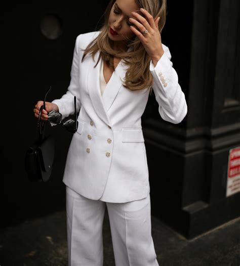 Theory White Linen Suit Double Breasted Jacket Wide Leg Pants Classic