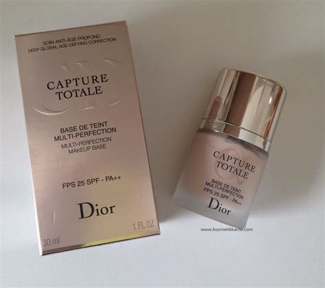 Kozmetikkarne Dior Capture Totale Makeup Base