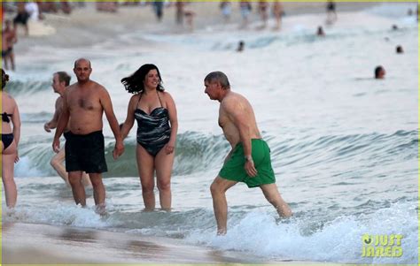 Harrison Ford Shirtless Beach Guy In Rio Photo 2816050 Calista