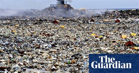 Maldives Rubbish Island Turns Paradise Into Dump Environment The