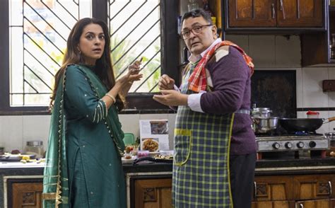 Sharmaji Namkeen Movie Review Heart Warming Film Feat Rishi Kapoor Paresh Rawal Playing
