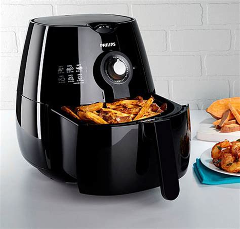 Make breakfast, dessert, and so many snacks! Philips HD9220/20 Low Fat Multi Cooker Air Fryer: Buy ...