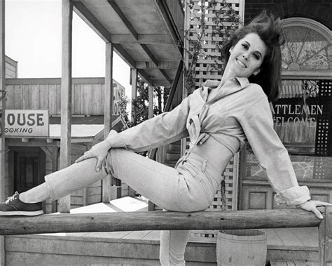 Stefanie Powers X Poster Full Length Pin Up Early S Photographs