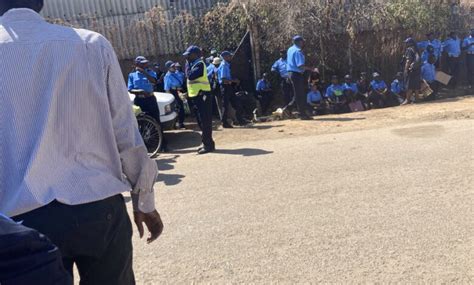 Zctu Zimbabwe On Twitter Security Guards Working Conditions Rank Among The Worst In