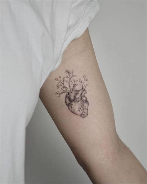 Anatomical Heart With Flowers Tattoo