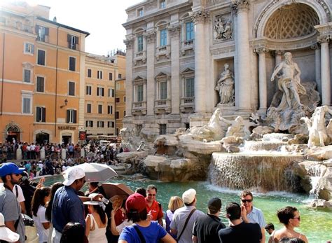 9 Surprising Trevi Fountain Facts Rome Blog Walks Of Italy