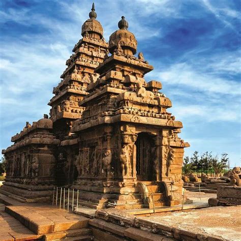 Top 10 The Greatest Historical Places In India