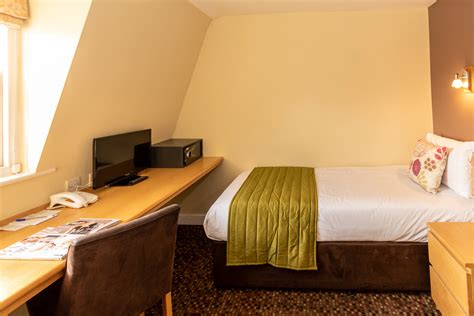 Single Rooms In London Darlington Hotel