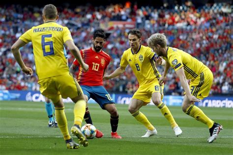 Los de luis enrique no fueron capaces de batir a olsen pese al claro dominio y a las numerosas ocasiones de gol. Fotos: España 3 - Suecia 0 | Imágenes