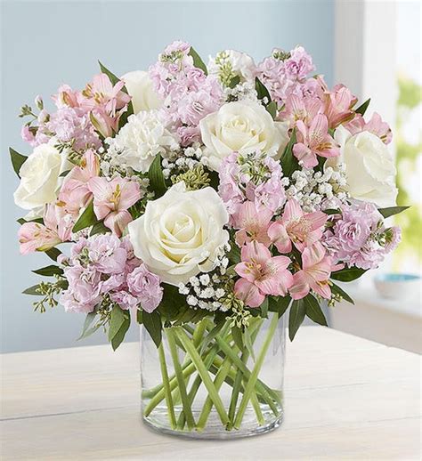 Elegant Blush Bouquet ⋆ Judys Village Flowers ⋆ Foxboro Ma